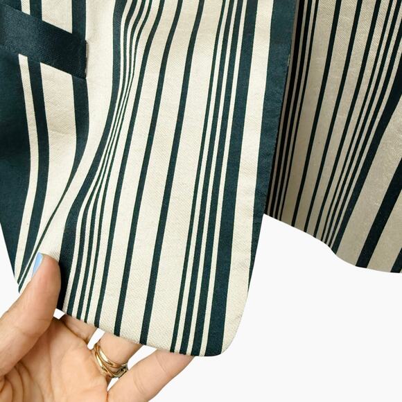 Dana Buchman Striped Gold and Black Blazer Women’s Size 4 - Picture 4 of 10